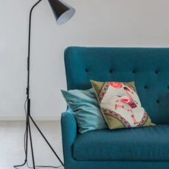 By Rydens Lámpara De Pie Yukon 5 By Rydens Lámpara De Pie Yukon -Iluminación Tienda 41319 01 02 7ed36e3ce9