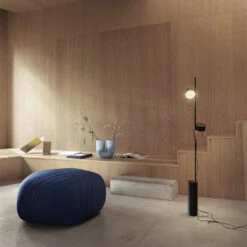 Muuto Lámpara De Pie Post -Iluminación Tienda 43379 01 05 79b4978d65