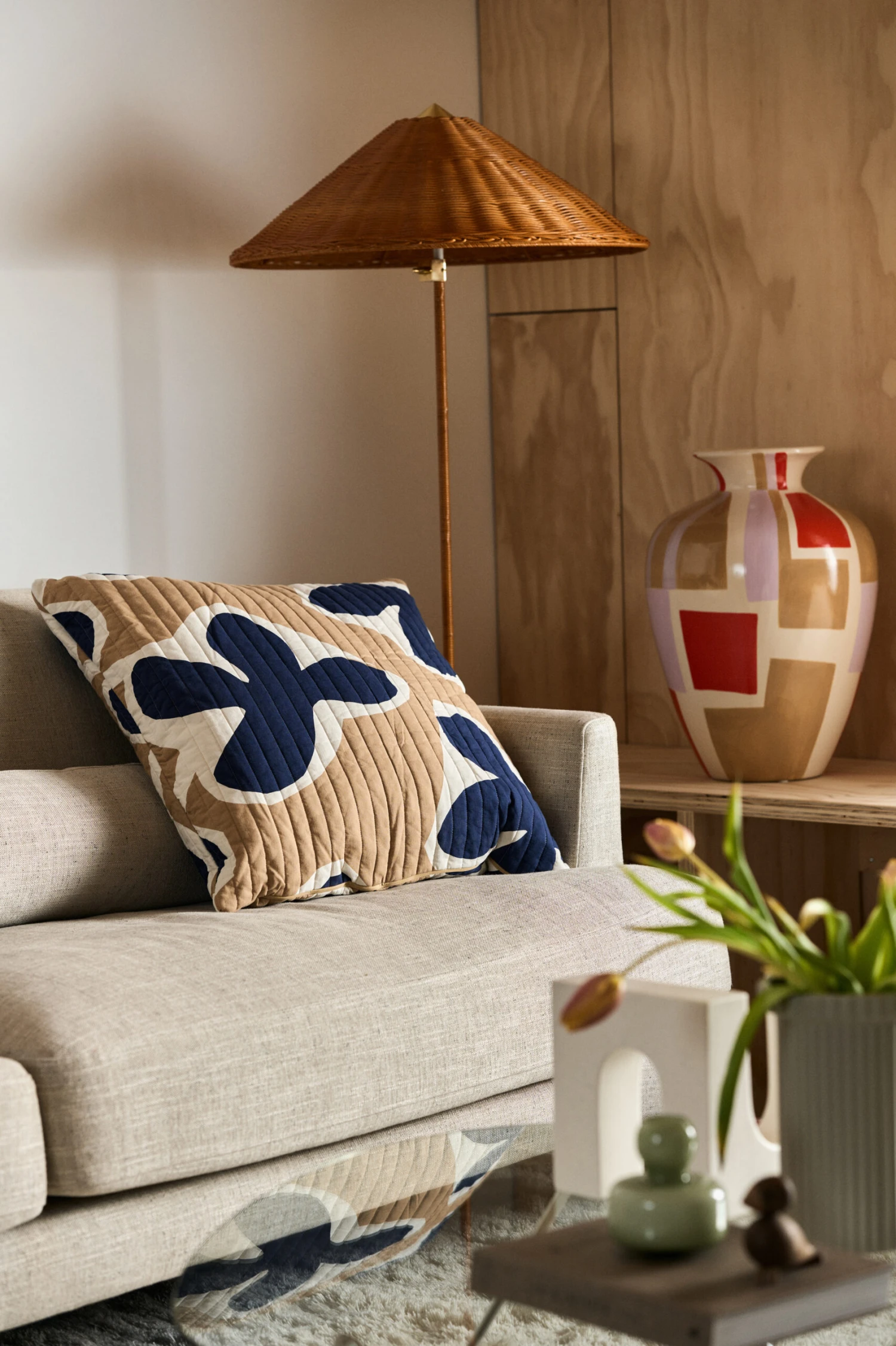 Gubi Lámpara De Pie 9602 4 Gubi Lámpara De Pie 9602 - Imagen 4