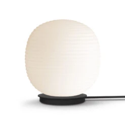 New Works Lámpara De Mesa Lantern Globe Medium