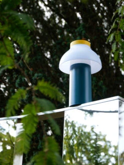 Hay Lámpara De Mesa PC Portable -Iluminación Tienda 503410 01 4 EnvironmentImage e475fabb2d