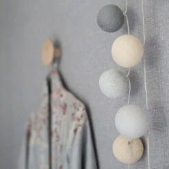 Guirnalda De Luces Irislights -Iluminación Tienda Irislights greige miljo 2 357286d328