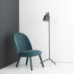 Normann Copenhagen Lámpara De Pie Stage -Iluminación Tienda Stage Floor Lamp EU galleri 4 a2c8f3750c