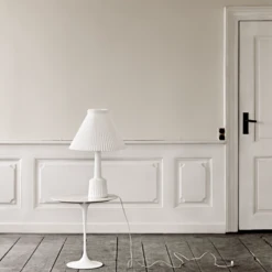 Lyngby Porcelæn Lámpara De Mesa Espatas Klint 12 Lyngby Porcelæn Lámpara De Mesa Espatas Klint -Iluminación Tienda espen 201646 miljo 06572204da