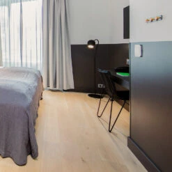 Lámpara De Pie Ogle -Iluminación Tienda ogle golv miljo2 5184ed0f6f